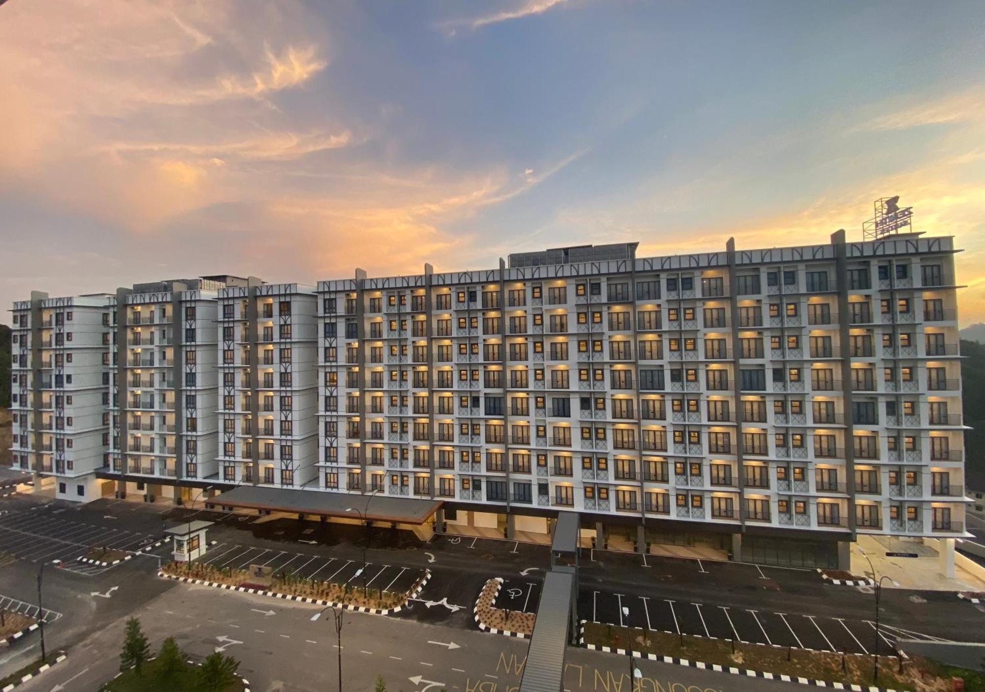 Zenith Suites Cameron Tanah Rata Exterior foto