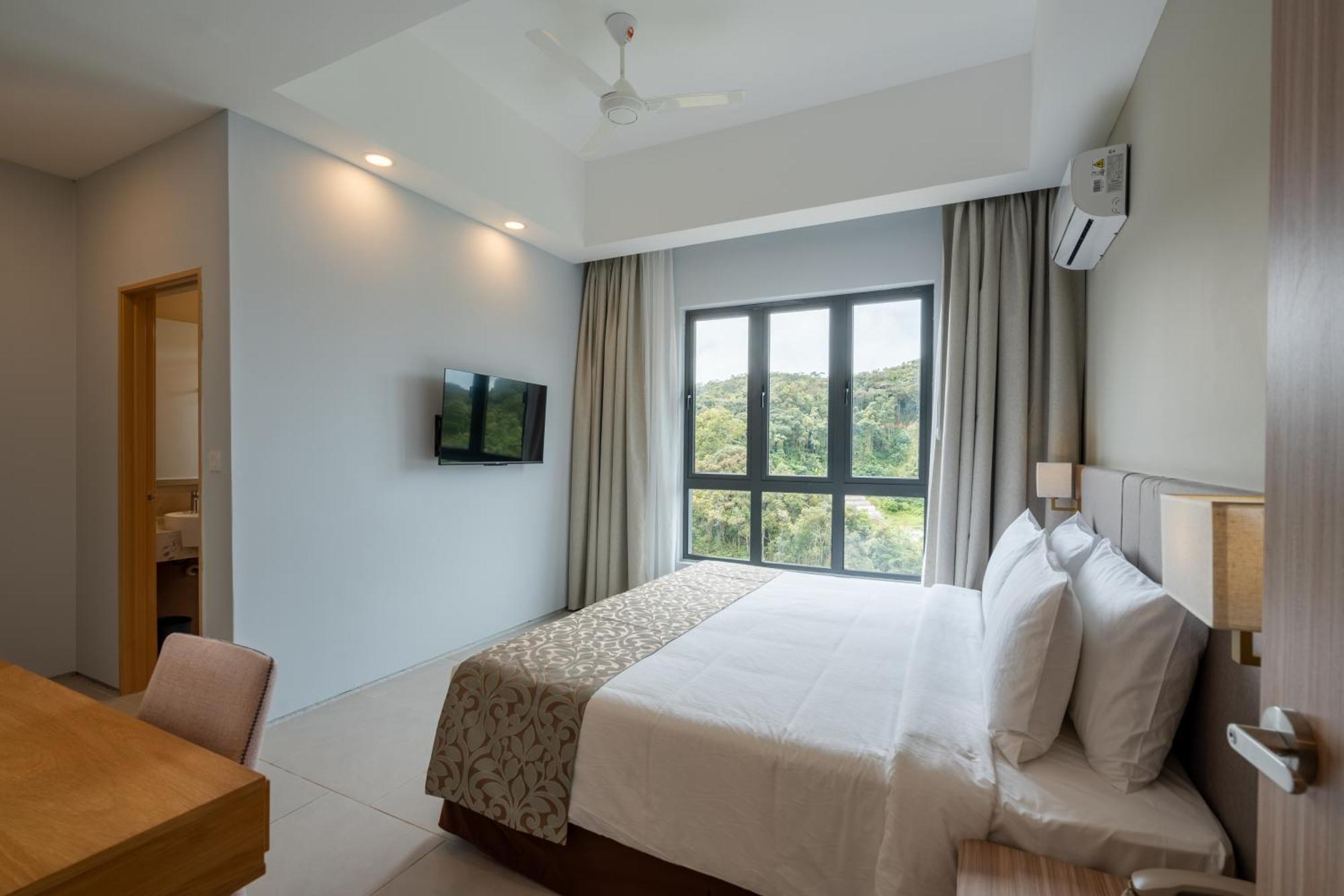Zenith Suites Cameron Tanah Rata Exterior foto